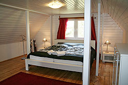 gr. Schlafzimmer